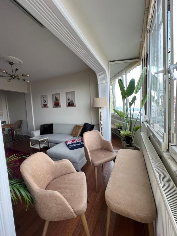Amazing Bosphorus View, 2 Bedroom New Furnished In Center Appartement *