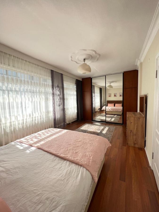 Appartement Amazing Bosphorus View, 2 Bedroom New Furnished In Center